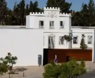 Tavira - Library